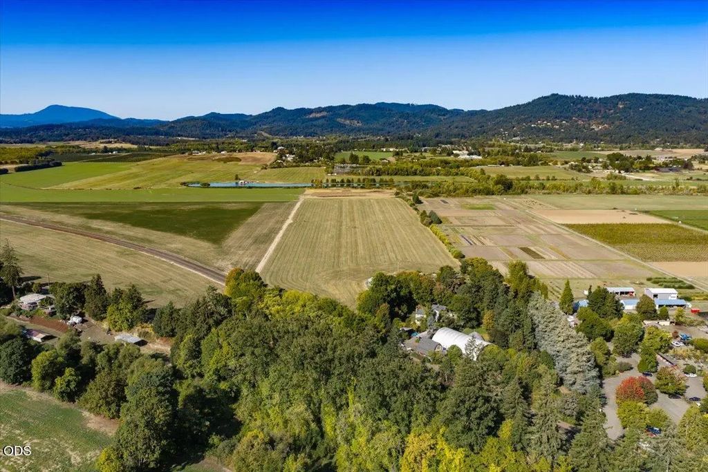 0 Highway 20 Ne, Corvallis