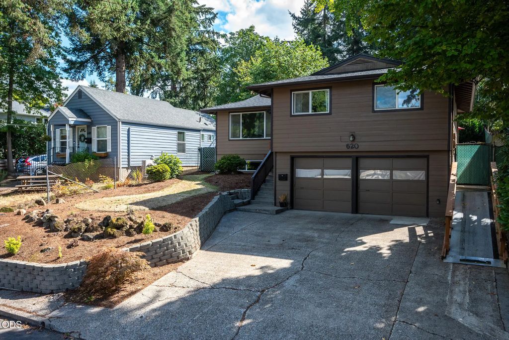 620 Judson Street Se, Salem