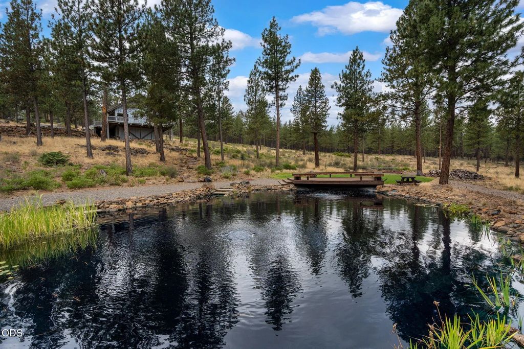 14857 Wildwing Road, Sisters