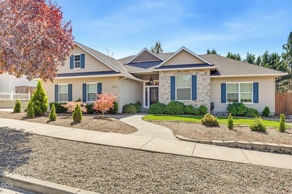 4126 Hemlock Drive, Medford