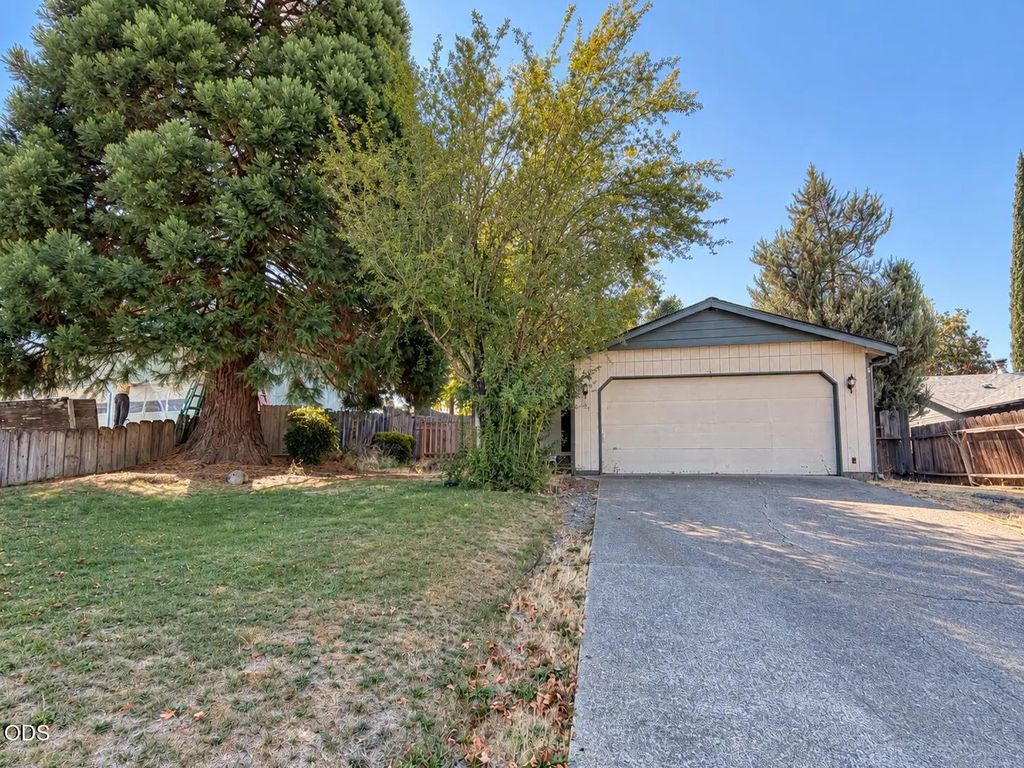 181 Southridge Way, Grants Pass