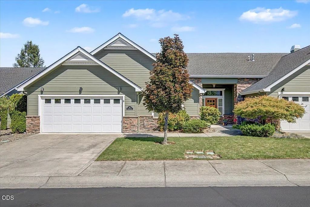 89 Skyhawk Drive, Eagle Point
