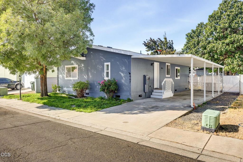 667 Brandi Way, Eagle Point