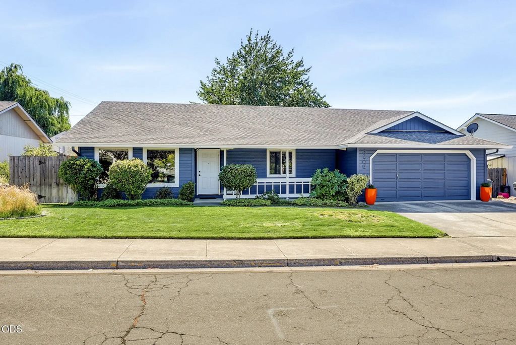 3505 Michael Park Drive, Medford
