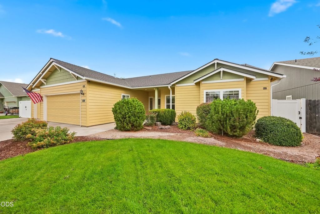 959 Ne Stoneridge Loop, Prineville