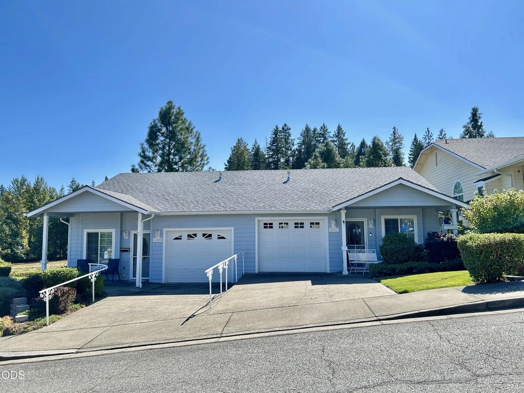 3109 University Road, Grants Pass