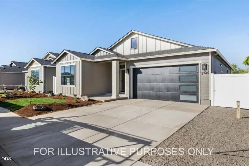 7917 Alyce Mae Way, White City