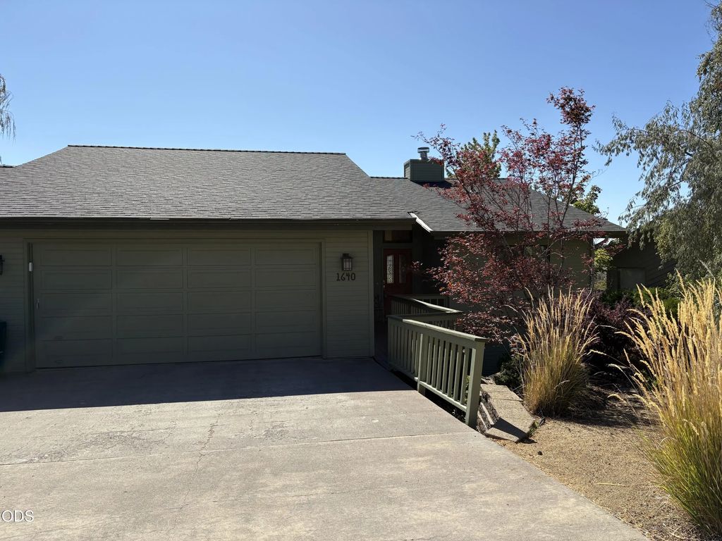 1640 Ridgecrest Drive, Klamath Falls