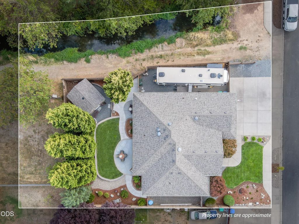 523 Se Jaylen Drive, Grants Pass