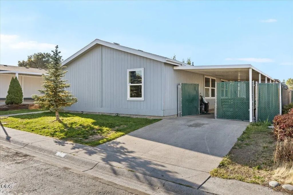 2318 Lara Lane, Central Point