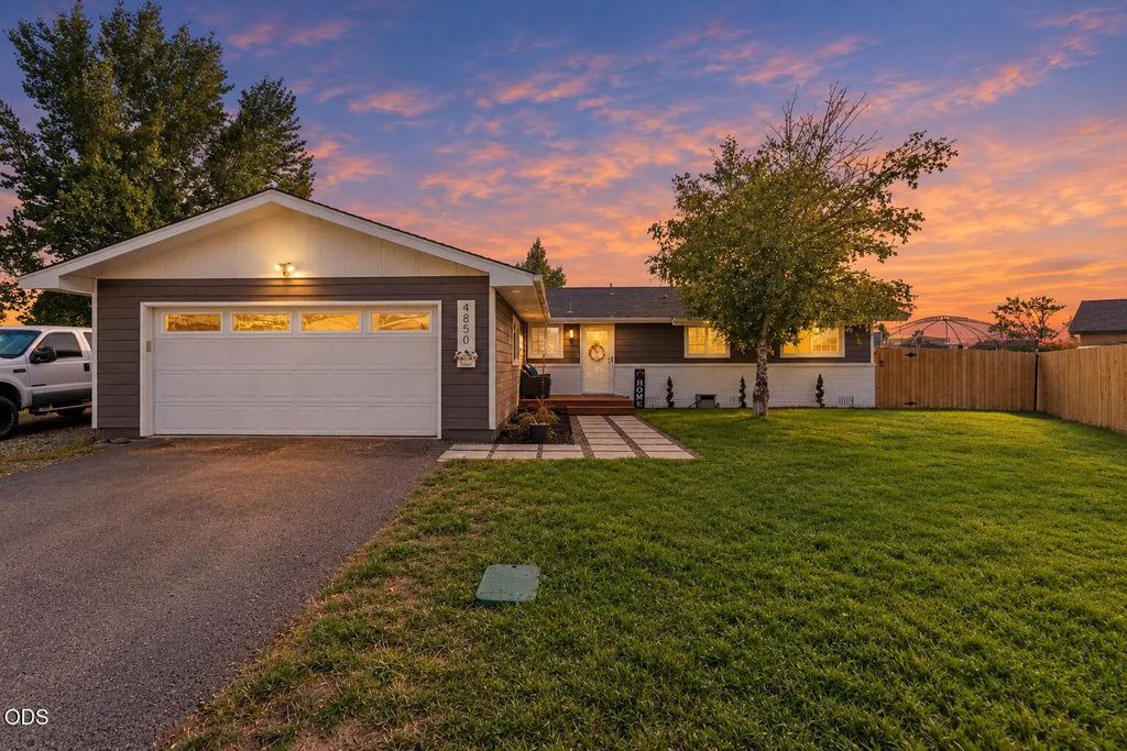 4850 Larry Place, Klamath Falls
