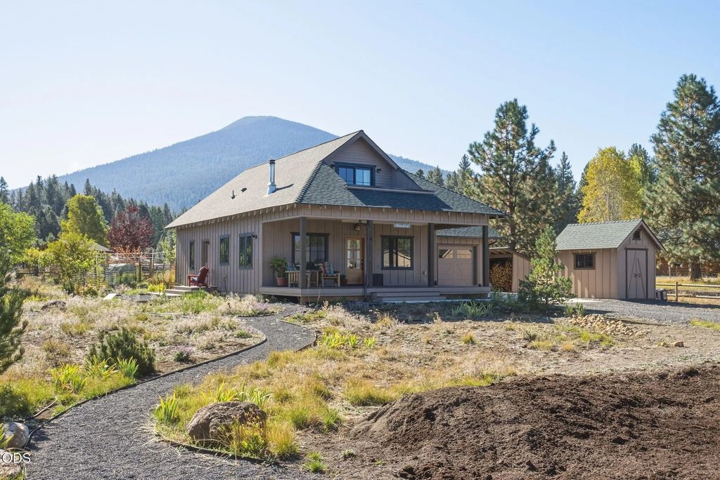 13623 Sw Meadow View Drive, Camp Sherman