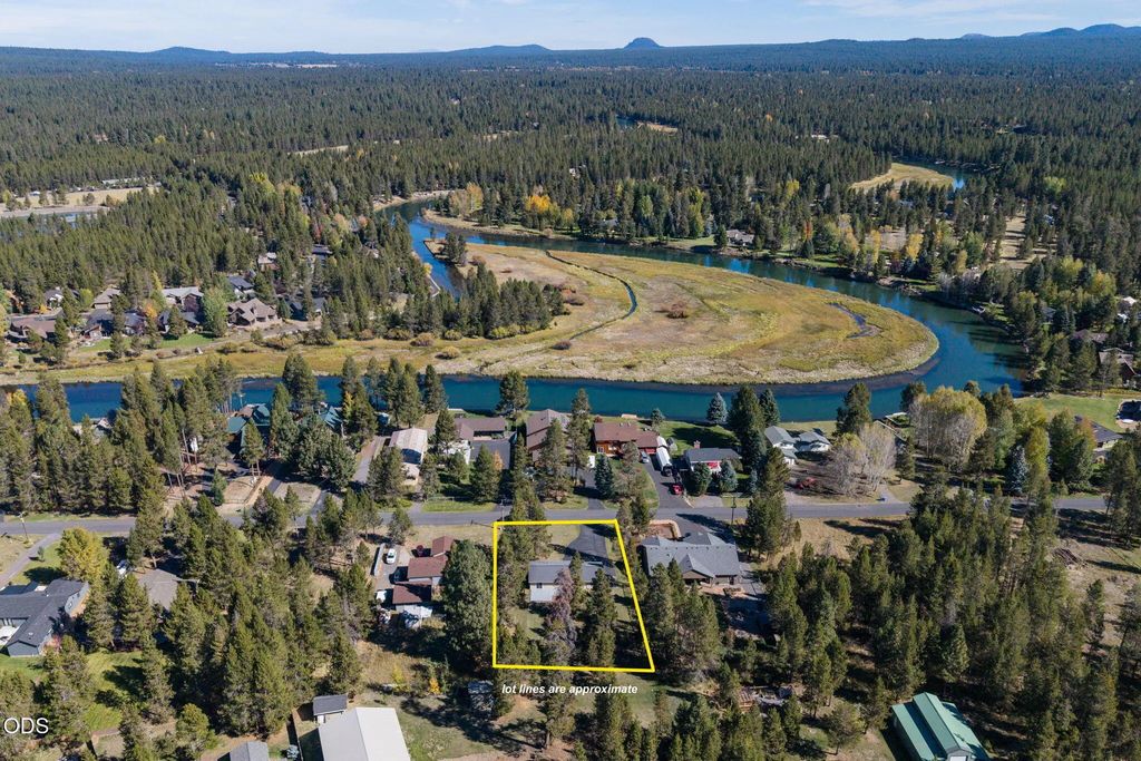 55690 Big River Drive, Bend