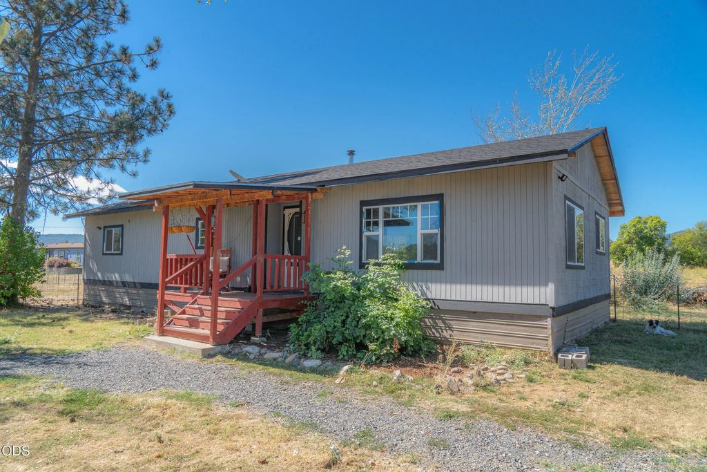 14405 Table Rock Road, Central Point