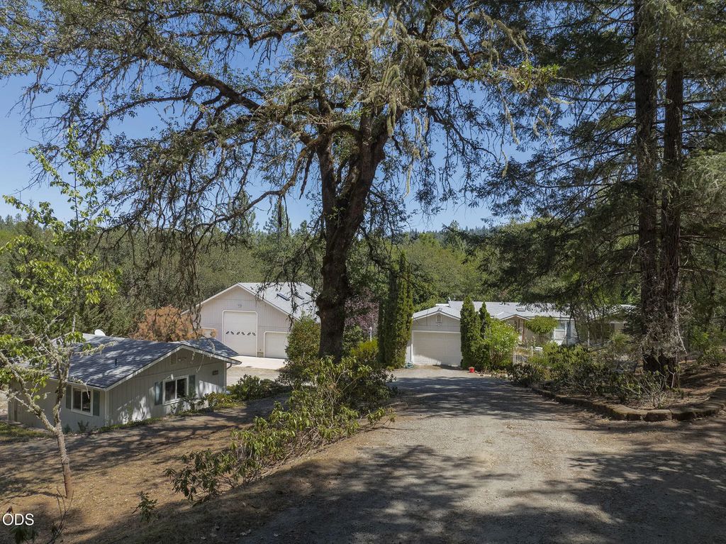 5195 Riverbanks Road, Grants Pass