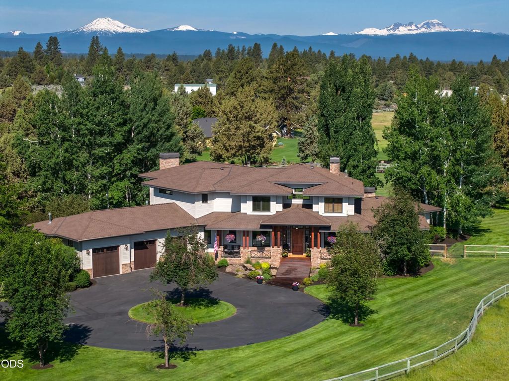 22155 Rickard Road, Bend