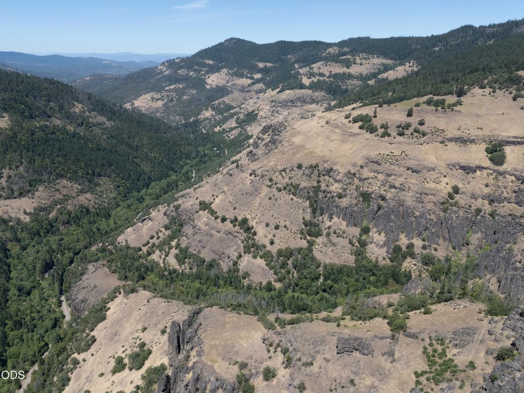 12263 Sf Little Butte Creek Road, Eagle Point
