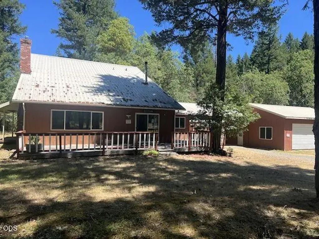 2300 Thompson Creek Road, Selma