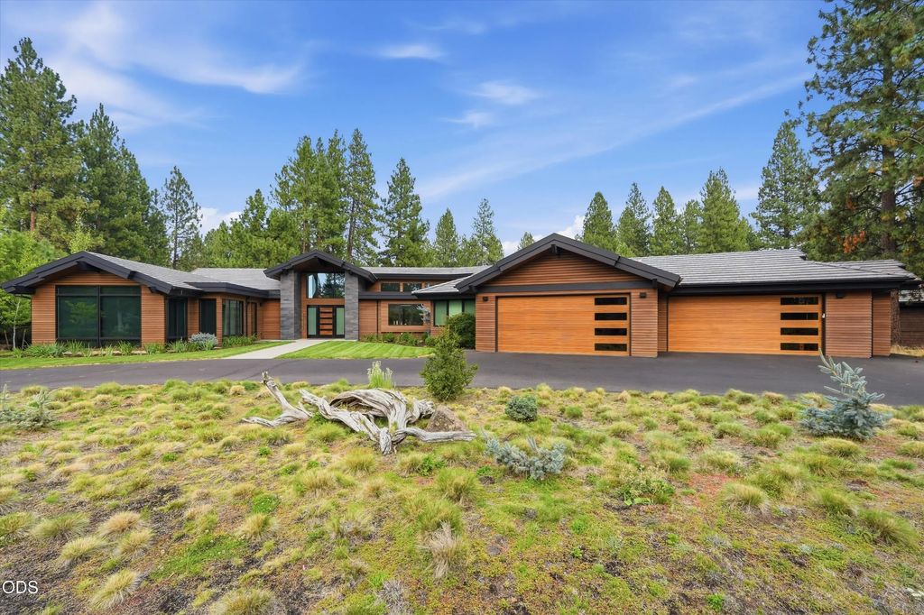 61410 Tam Mcarthur Loop, Bend