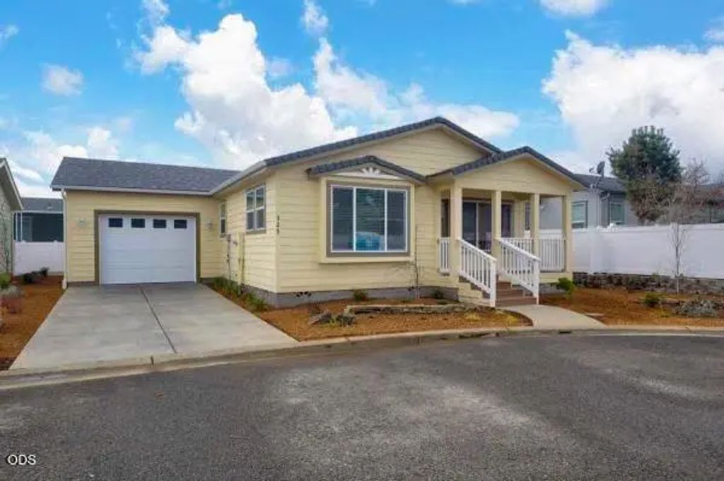 325 Winston Drive 325, Grants Pass