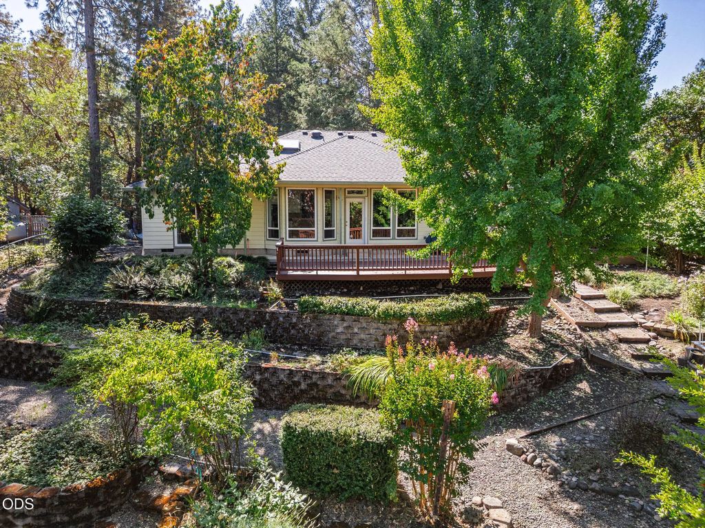 1946 Lampman Road, Gold Hill