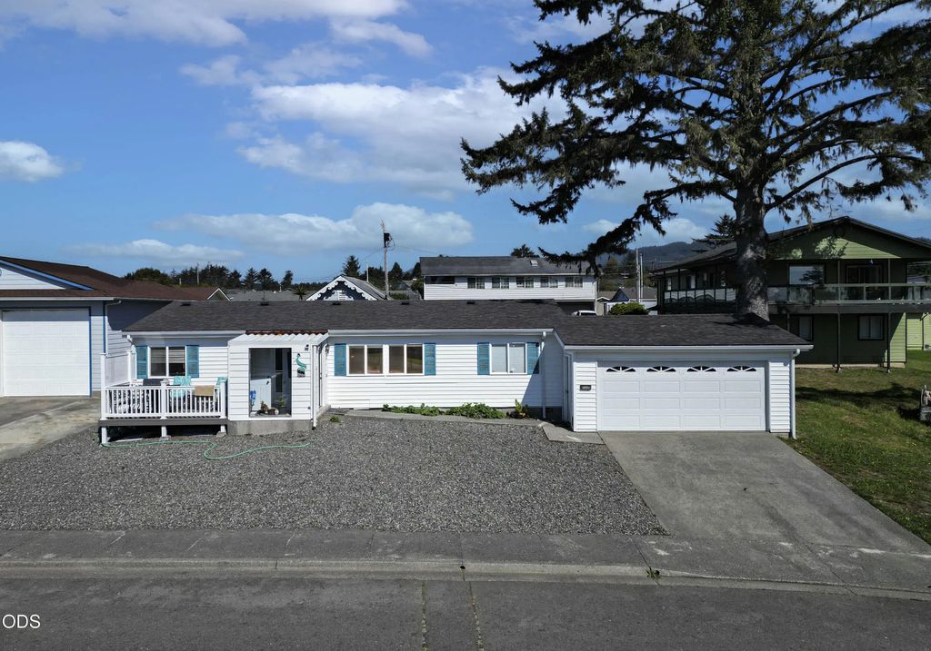 1205 Rowland Lane, Brookings