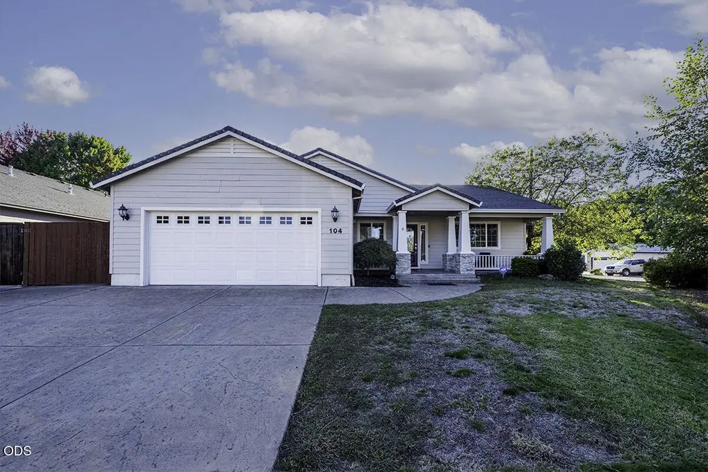 104 Glenwood Drive, Eagle Point