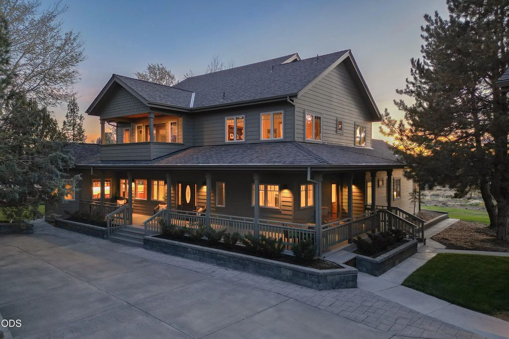 6755 Sw Mount Bachelor Drive, Powell Butte