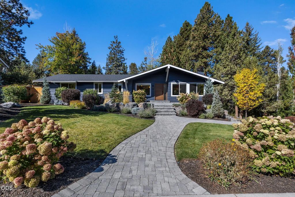 1705 Ne Shepard Road, Bend