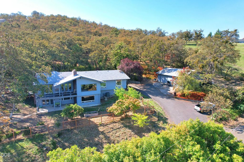 783 S Stage Road, Medford