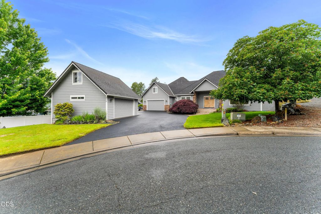 212 Nw Canyon View Drive, Grants Pass