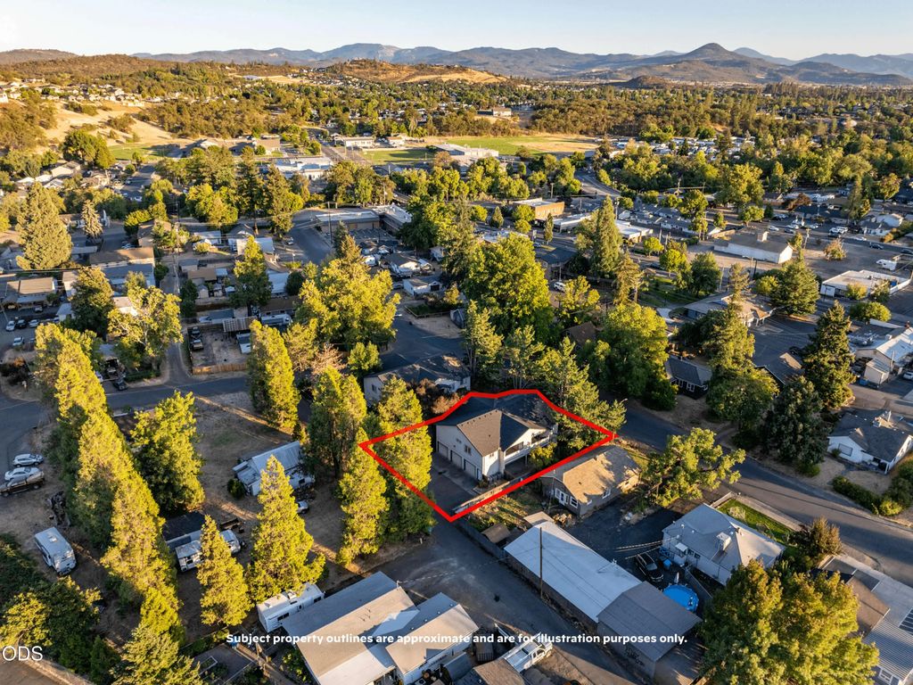 166 Napa Street, Eagle Point