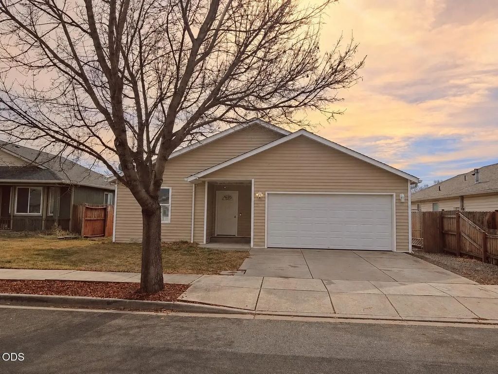 5594 Kellal Lane, Klamath Falls