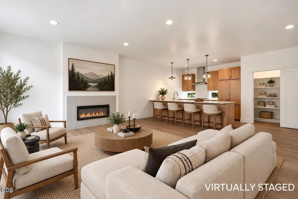 155 Nw Copperwood Court, Bend
