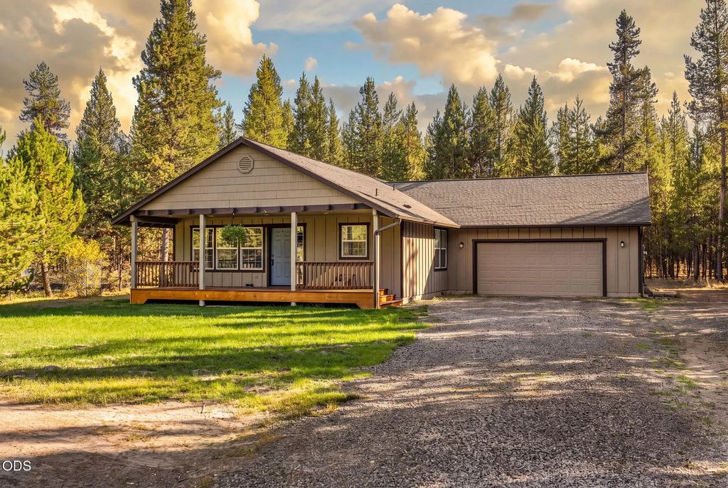 17405 Killdeer Drive, Bend