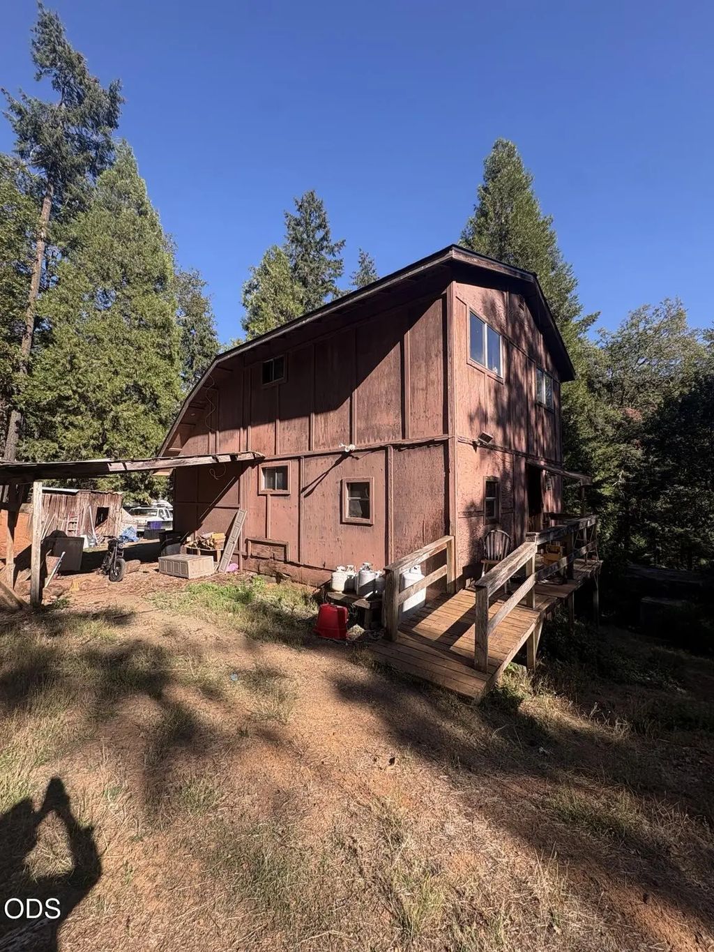 5240 Coyote Creek Road, Wolf Creek