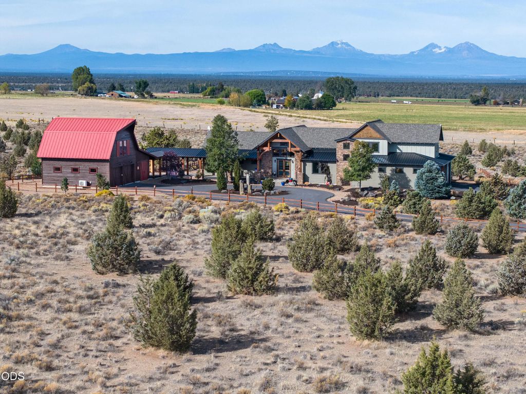 8798 Sw Talarus Trail, Powell Butte
