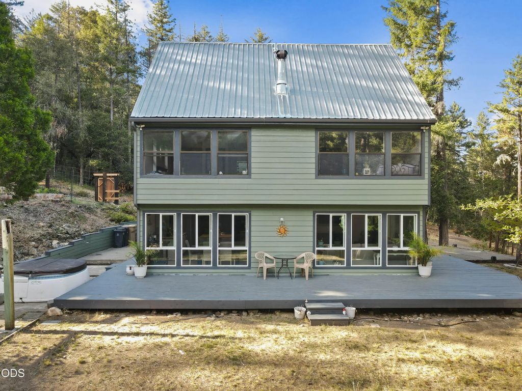 2602 Winona Road, Grants Pass