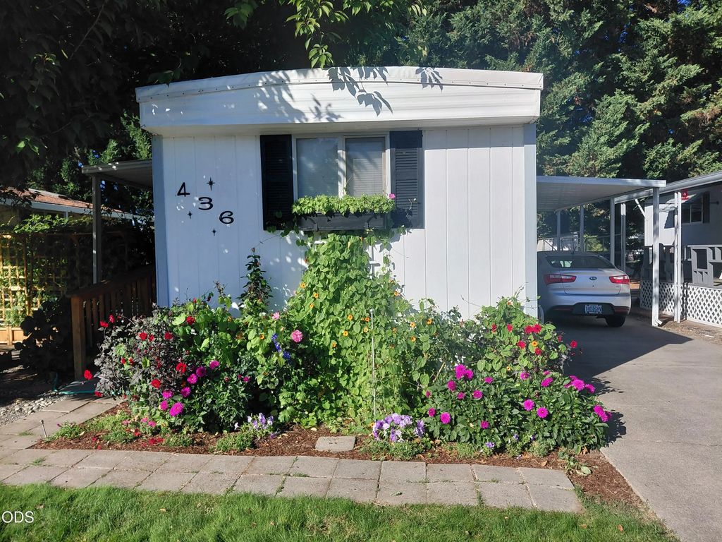 436 Ashwood Drive, Grants Pass