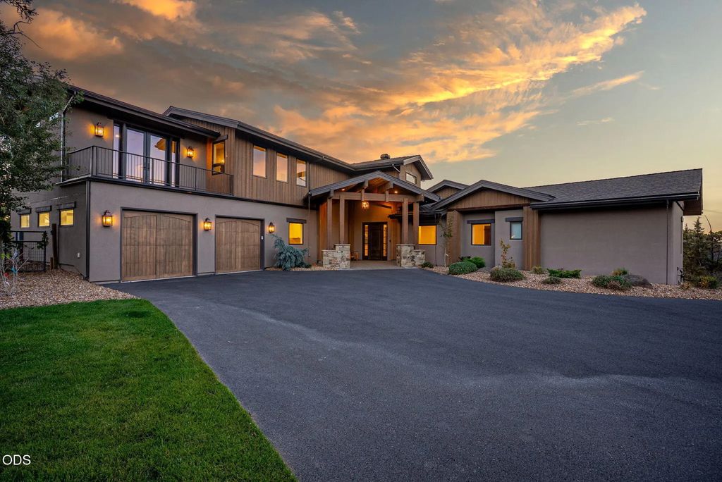 4655 Sw Loma Linda Drive, Redmond