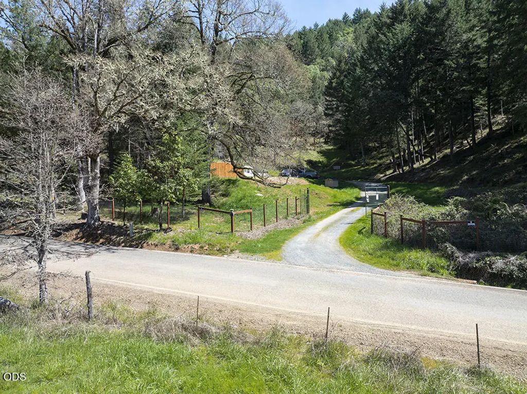 740 Warner Road, Wolf Creek