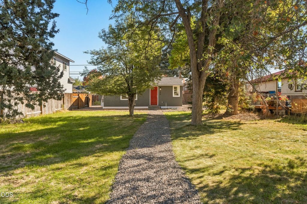 346 Sw 12th Street, Redmond