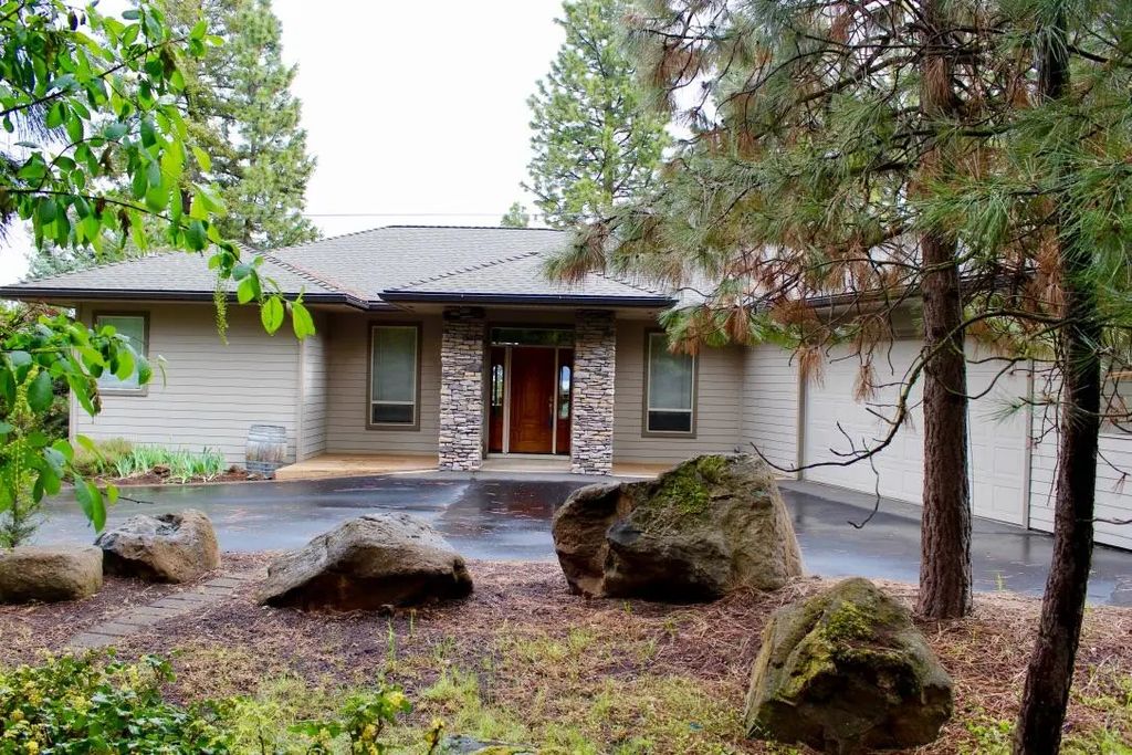 11547 Kestrel Road, Klamath Falls
