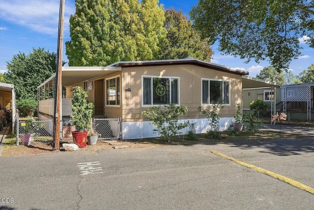 336 Beechwood Drive, Grants Pass