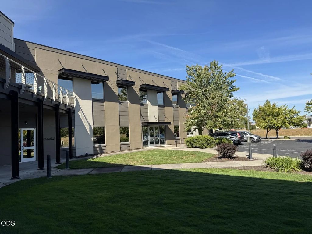 3539 Heathrow Way 103, Medford