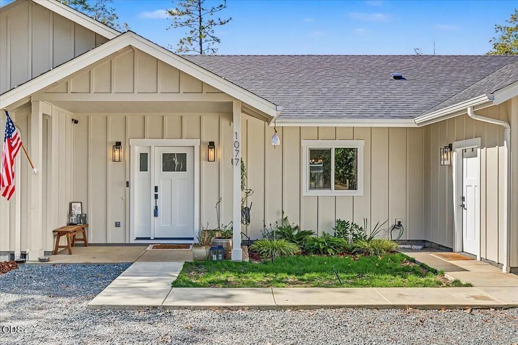1077 Ellison Loop, Merlin