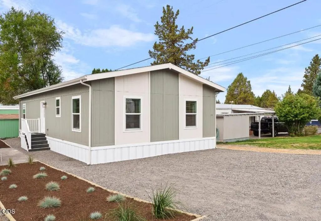 5063 S Highway 97 13, Redmond