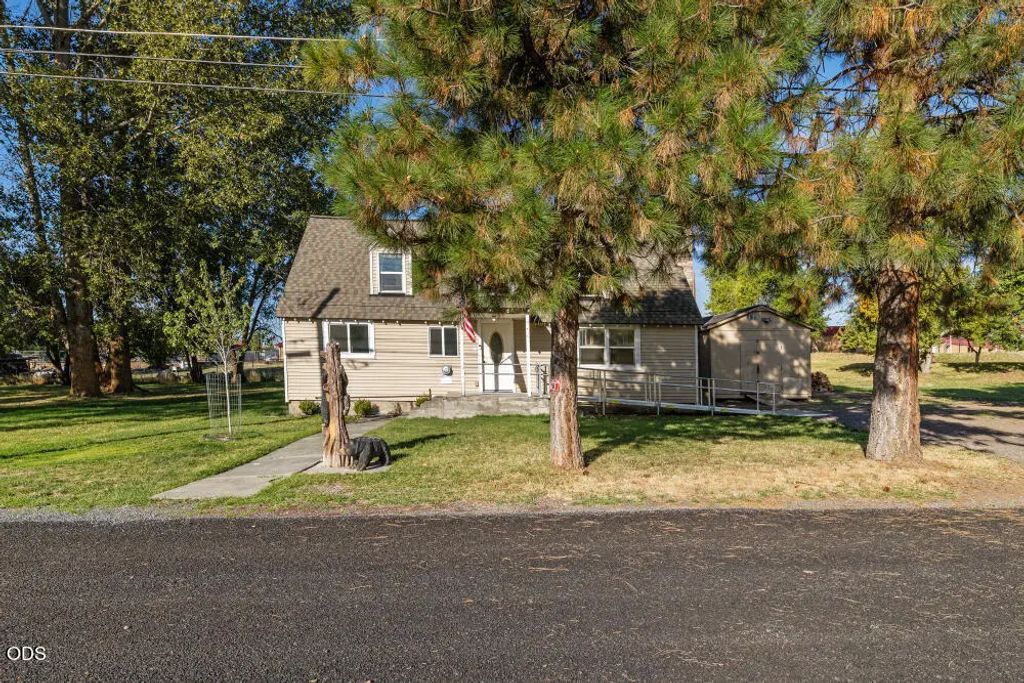 1918 Ogden Street, Klamath Falls