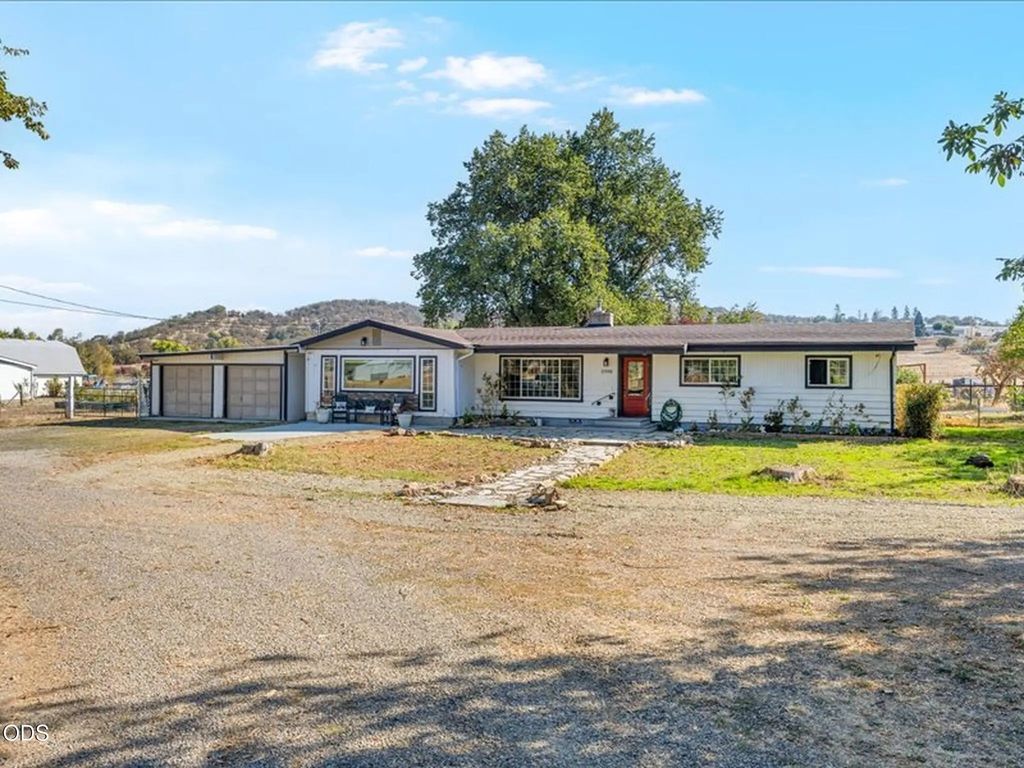5948 Shady Brook Drive, Central Point