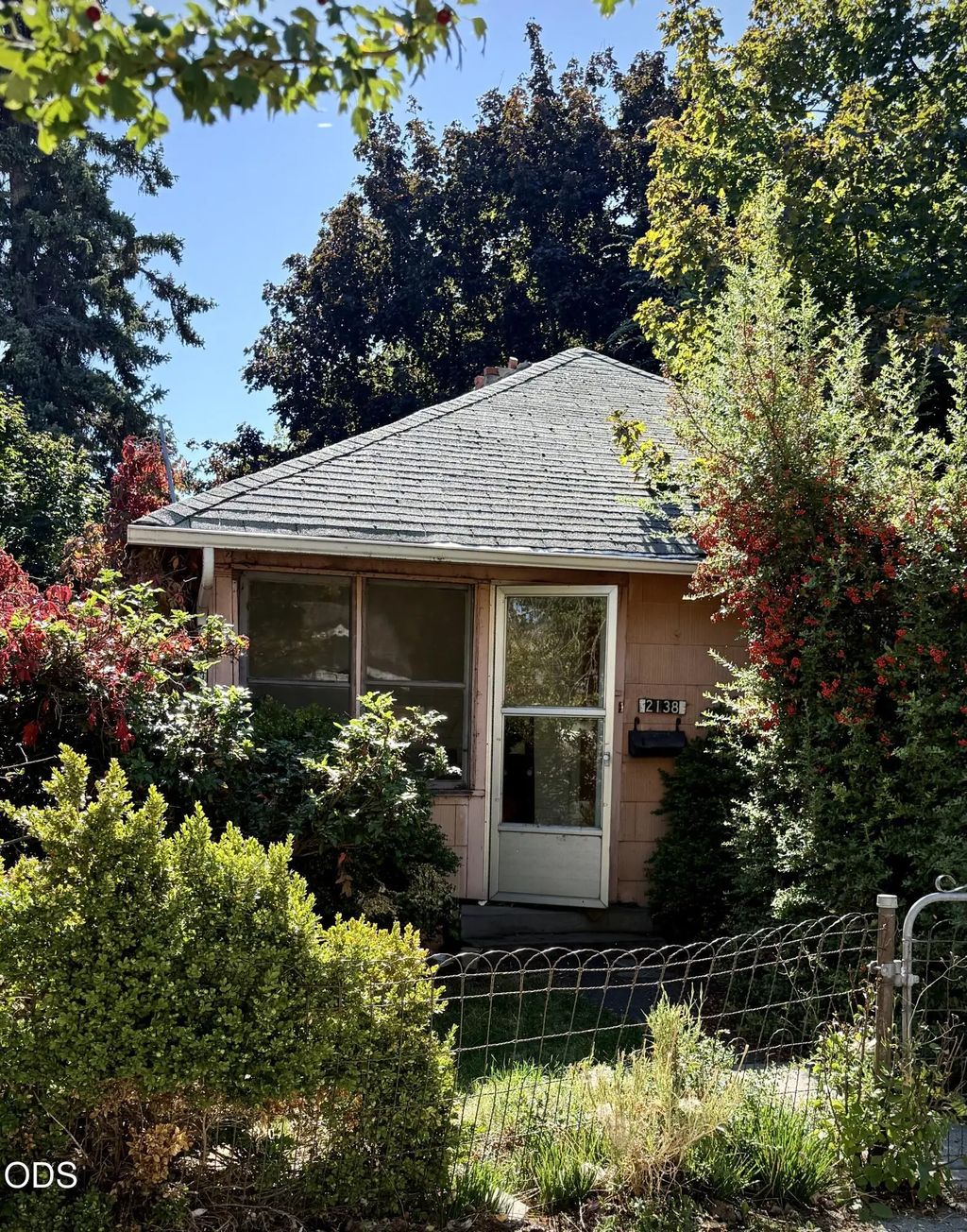 2138 Vine Avenue, Klamath Falls